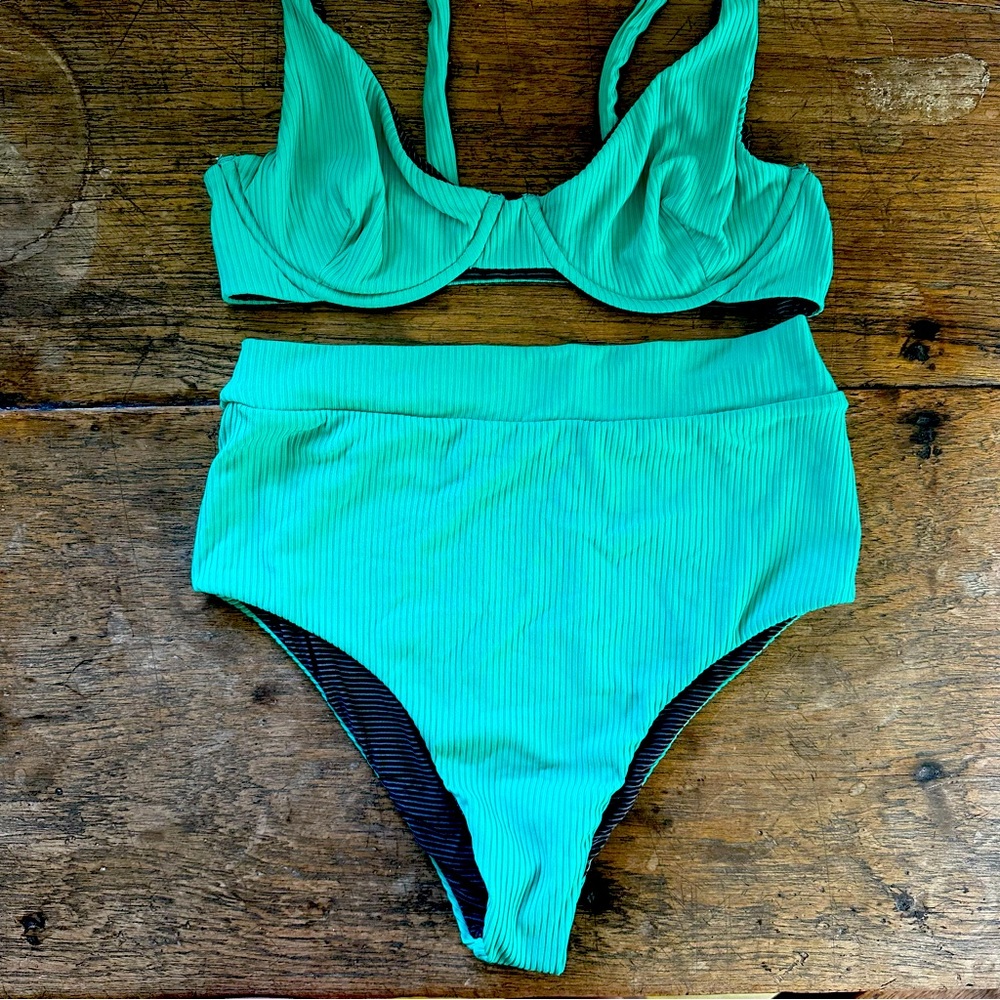 ACACIA Geneva Top XL and Solento Bottom Large teal ribbed
